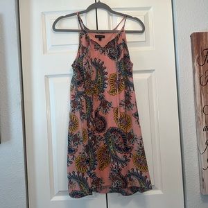 Women’s dress. Small